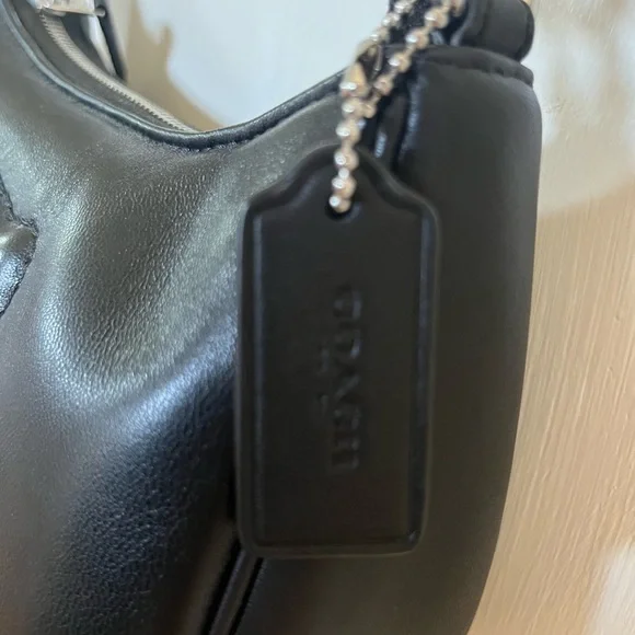 Coach Black Leather Shoulder Bag - Picture 2 of 4